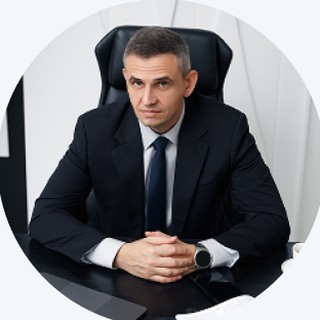 Тумаков Альберт Владиславович